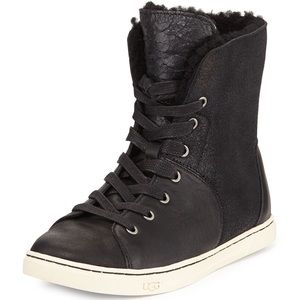 UGG Croft Sneaker 👟Black